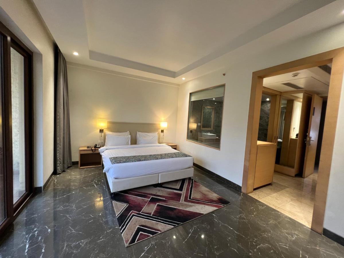Parklane Resort Dhanbad Exterior photo